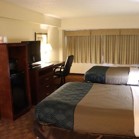 Rodeway Inn Sandston Eksteriør billede