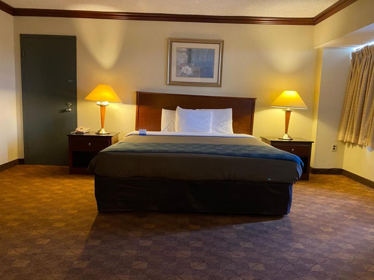 Rodeway Inn Sandston Værelse billede
