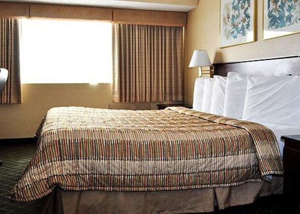 Rodeway Inn Sandston Værelse billede